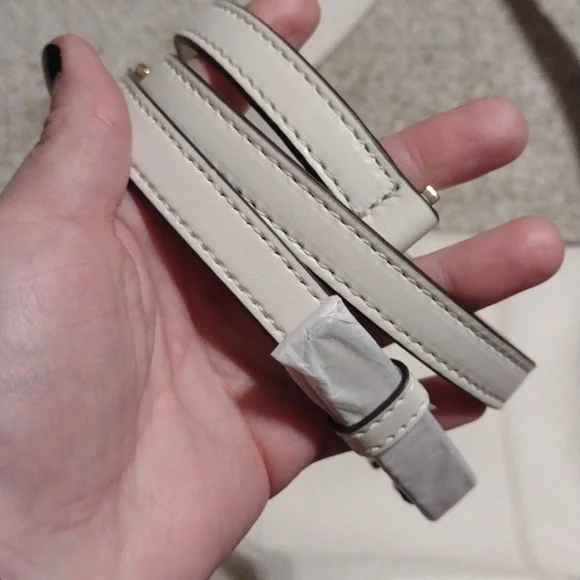 Michael kors purse - Picture 13 of 14